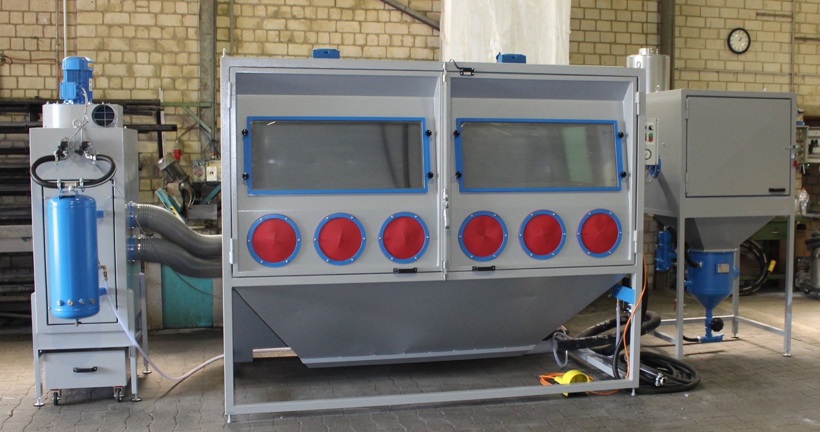 MB – Maxi-Strahlkabinen Typ Automotive
